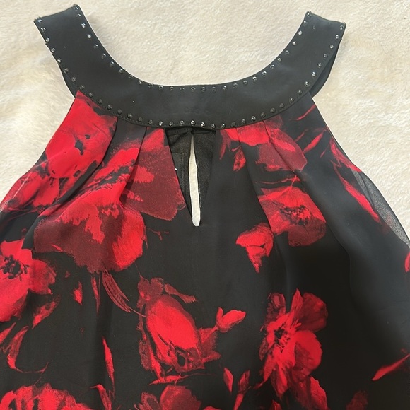 🌹Sleeveless Blouse Rose Print - Picture 4 of 10